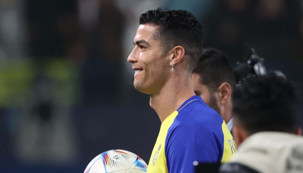 Al Nassr Cristiano Ronaldo Will Earn Twice As Much Sportal Eu