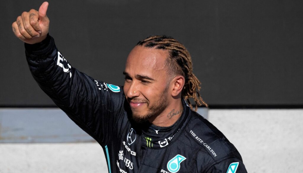 F1, Lewis Hamilton moves closer to Michael Schumacher