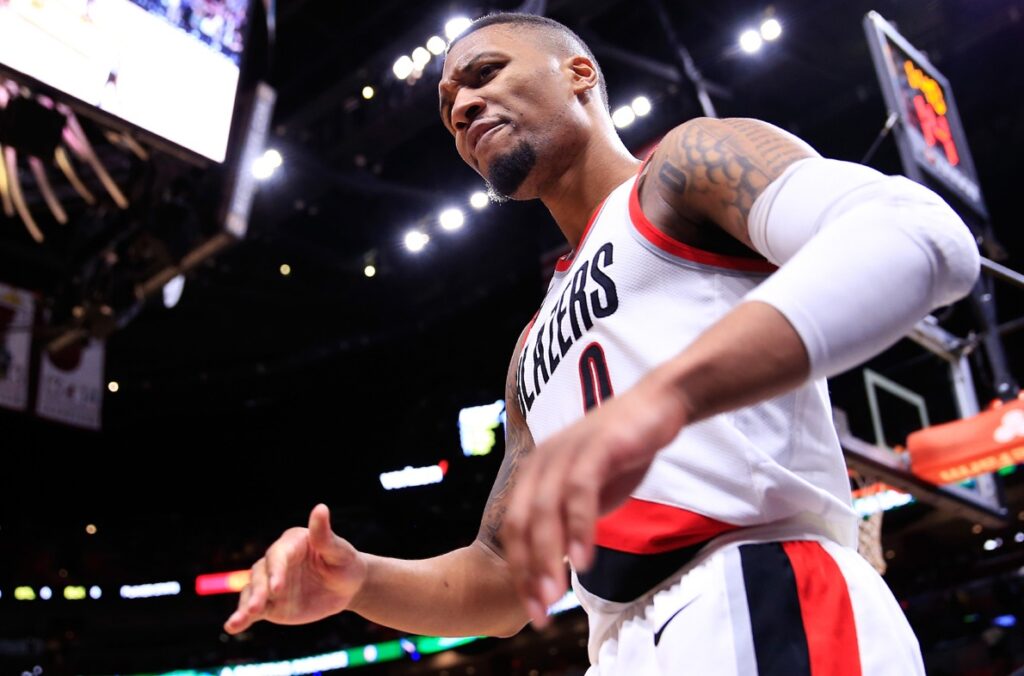 NBA: Lillard show against Houston. Lakers good on comeback