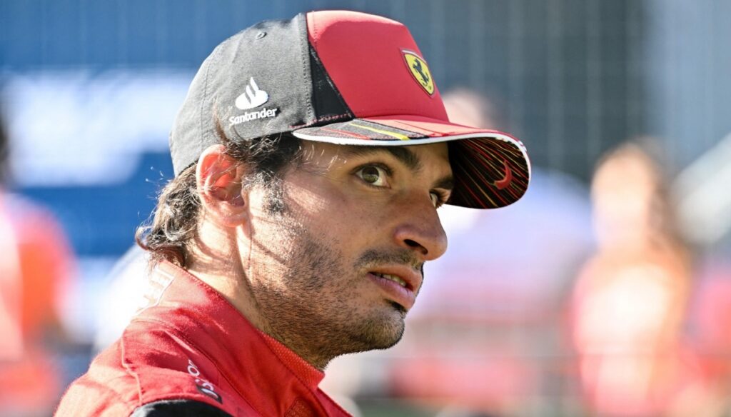 F1, Carlos Sainz sends message to rivals