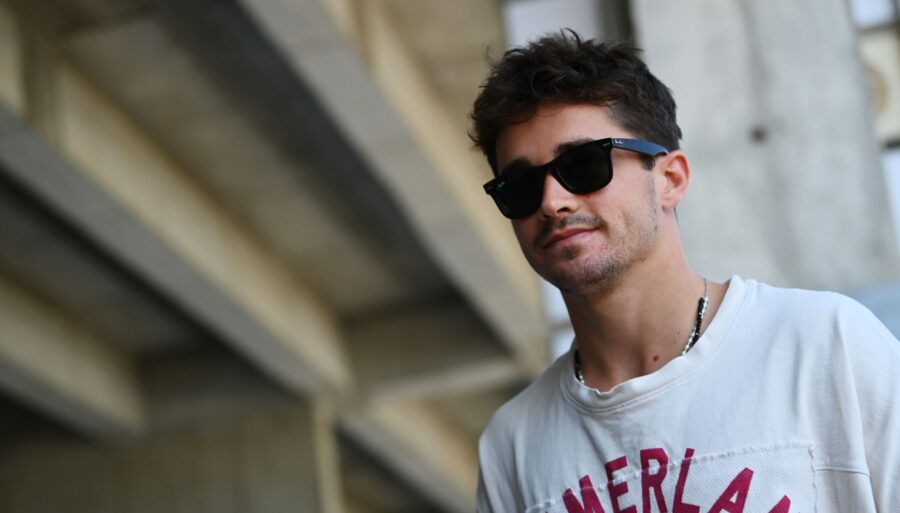 Fedez and Chiara Ferragni crown Charles Leclerc: the meeting in Ibiza