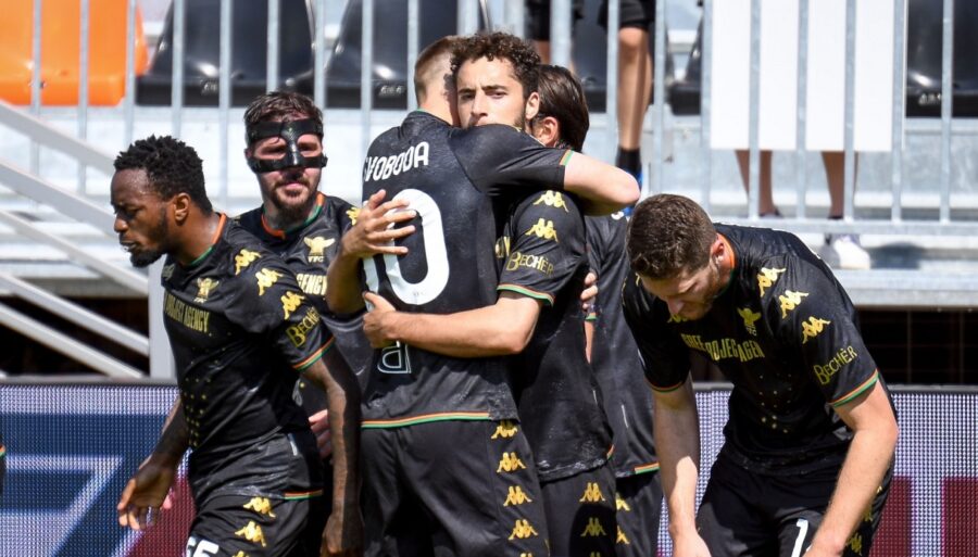 Venice: Candela fades, but talks with Genoa continue