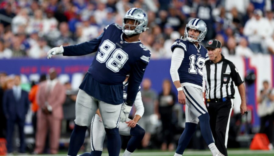 NFL, Cowboys knock out Giants
