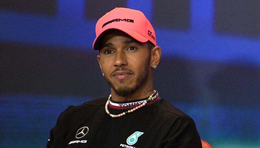 F1, Lewis Hamilton takes it philosophically: ‘Let’s have fun’