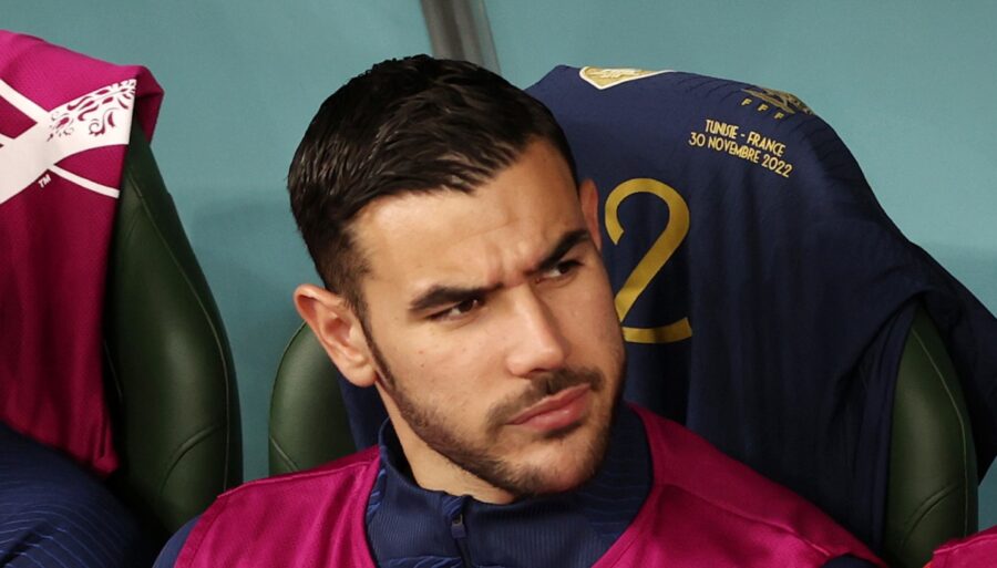 France, Theo Hernandez’s ankle injury worries Deschamps