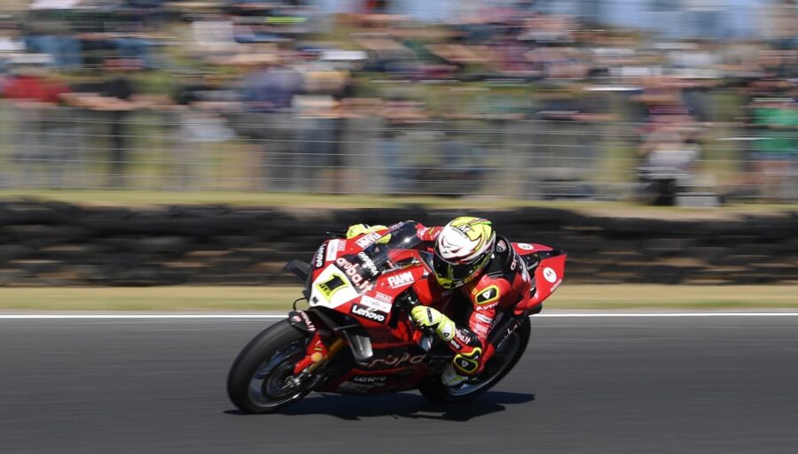 Superbike, Alvaro Bautista also dominates at Mandalika