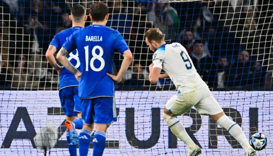 Italy, Retegui not enough: 1-2 with England in Naples