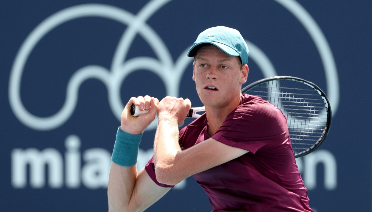 Jannik Sinner crashes Andrey Rublev and flies to the quarters in Miami ...