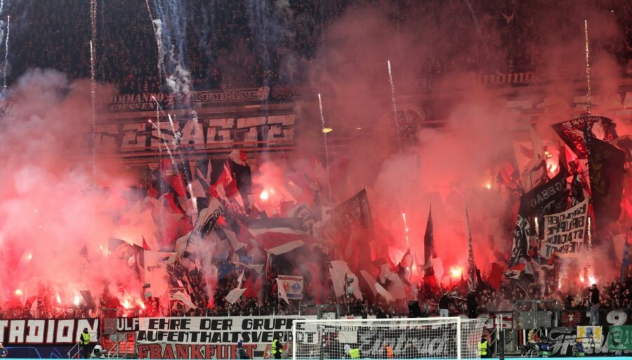 Tar rules in favor of Eintracht: German fans in Naples