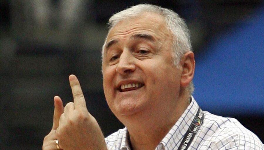 Reggio Emilia, Dragan Sakota sounds the charge for the challenge with Trento