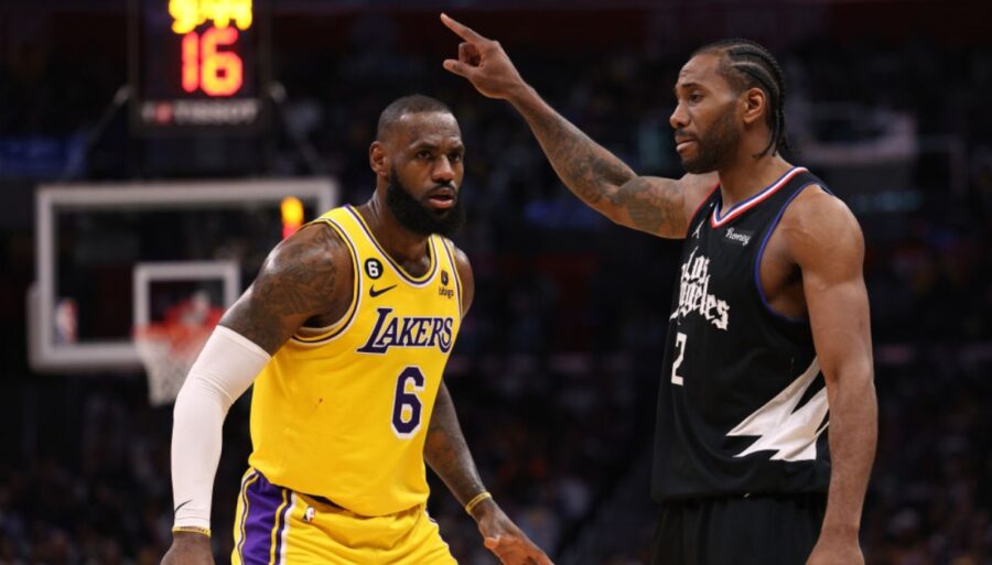 NBA, bitter derby for Lakers. Crucial victory for Dallas