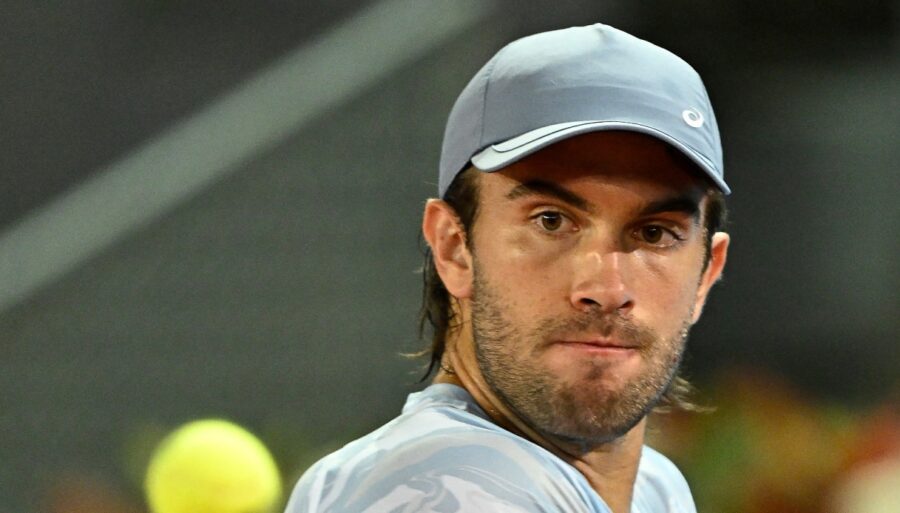 Masters 1000 Madrid: Borna Coric gives himself a chance against Carlos Alcaraz