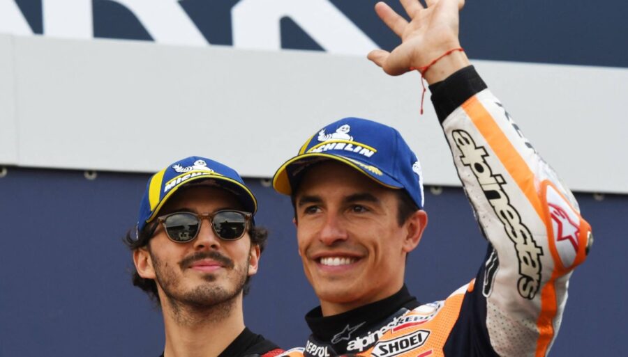 Marquez overtaking Bagnaia: Piedmontese man lashes out at management