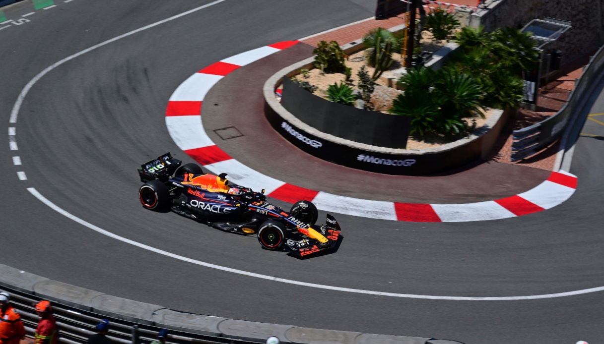 F1, Gp Monte Carlo Max Verstappen ahead in second free practice, Ferrari close