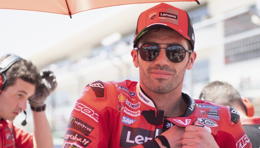 Ducati, the eternal Michele Pirro renews again