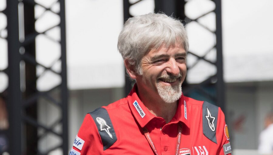 Alex Marquez renews, Gresini and Ducati praise him: ‘Wonderful person’