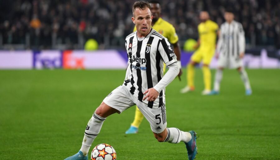 Fiorentina, agreement one step away for Arthur