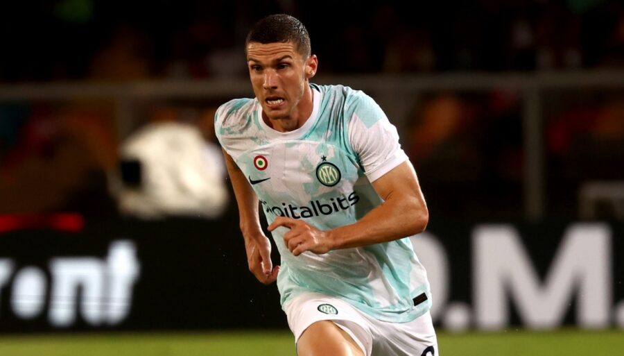 Inter, Gosens leaves but reinforcement arrives for the wing