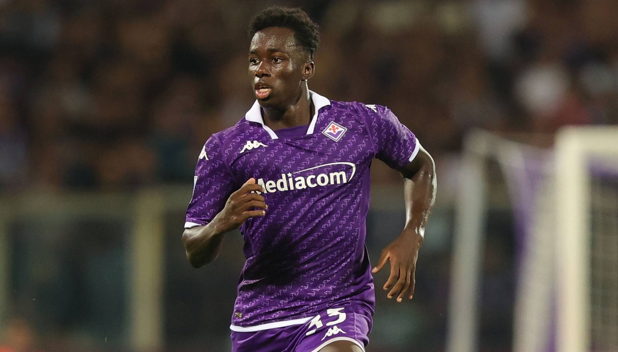 Michael Kayode Acf Fiorentina U19 Action 新闻传媒库存照片- 库存图片