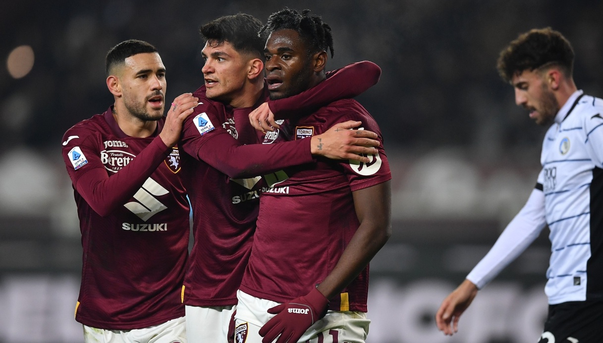 Duvan Zapata launches Torino and scuttles Atalanta: 3-0 granata 