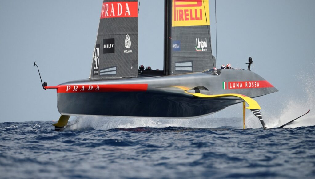 luna rossa black