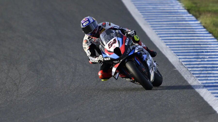 Superbike, Toprak Razgatlioglu takes hat trick in Portimao
