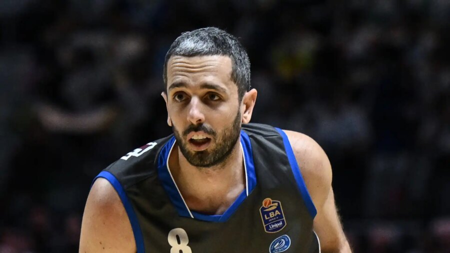 Amedeo Della Valle comes clean about returning to the Azure