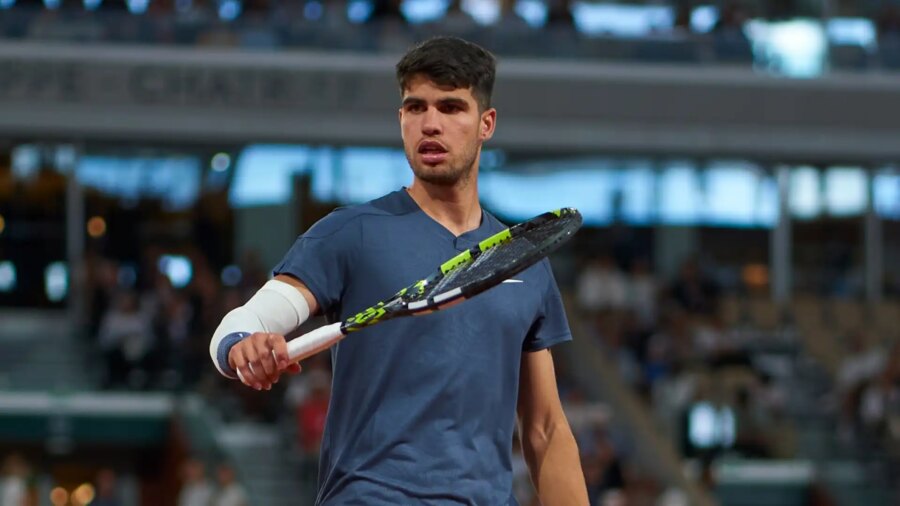 Carlos Alcaraz keeps a low profile