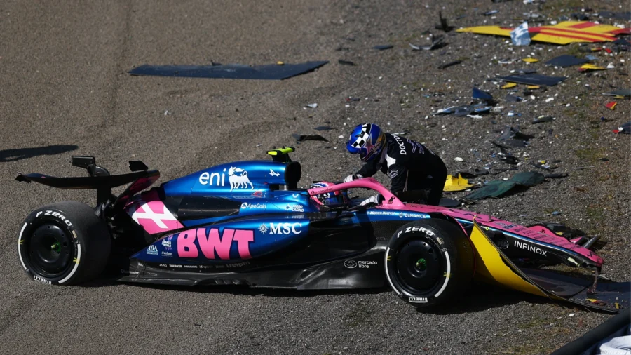 Japanese GP, red flag in free practice 2: Doohan crash