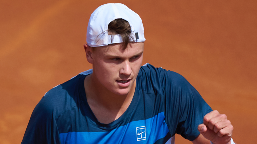 Rune overwhelms Ruud in Barcelona: top 10 approaches for Musetti