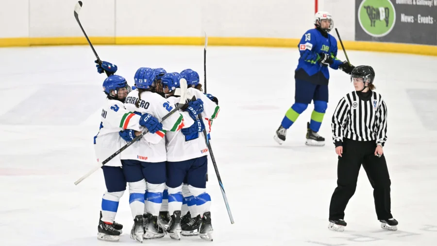 Women&apos;s World Cup: Italy overwhelms Slovenia on debut