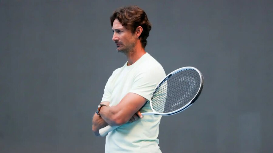 Carlos Alcaraz: Juan Carlos Ferrero expresses concern.