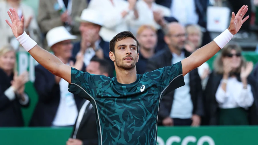 Lorenzo Musetti dispels taboo Stefanos Tsitsipas and flies to semifinals in Monte Carlo