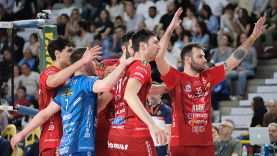 Civitanova joins Trento in Scudetto final: Perugia ko in comeback