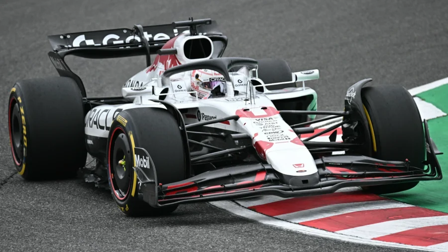 F1, Japan GP: Verstappen wins ahead of the two McLarens