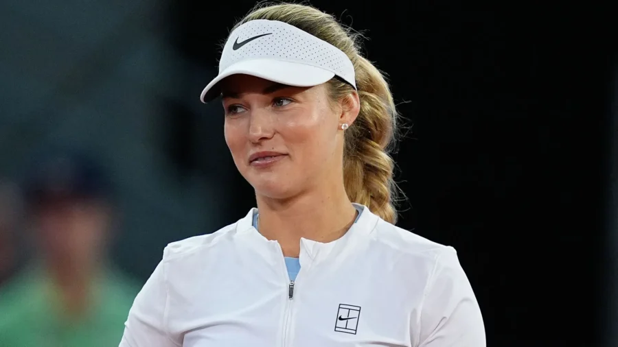 Anna Kalinskaya regains her smile in Strasbourg