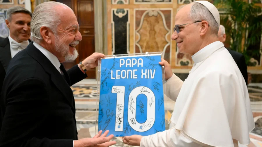 Naples goes to Pope Leo XIV, who welcomes him with a joke
