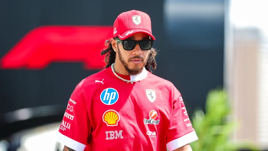 Ferrari: Hamilton asks fans to be patient