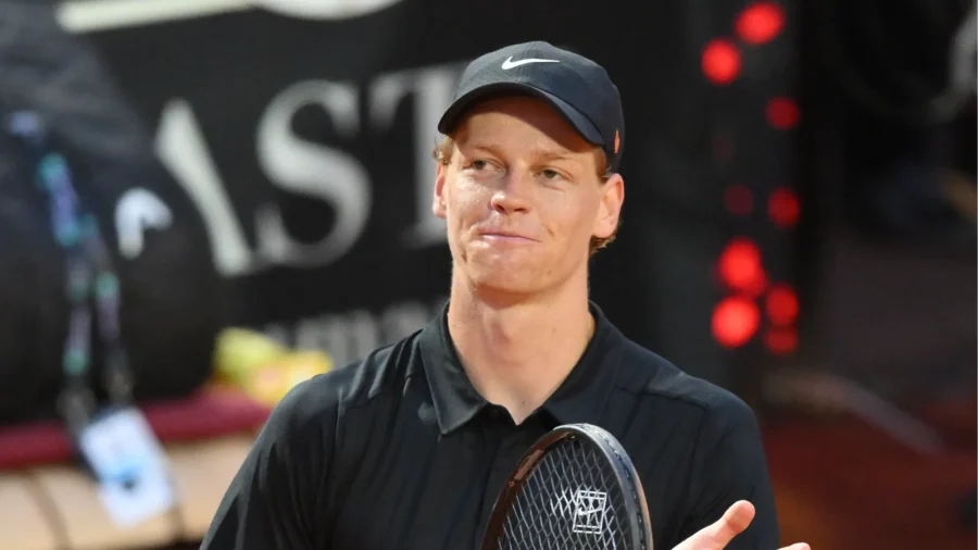 Jannik Sinner vs. Tommy Paul: new season record for Sky