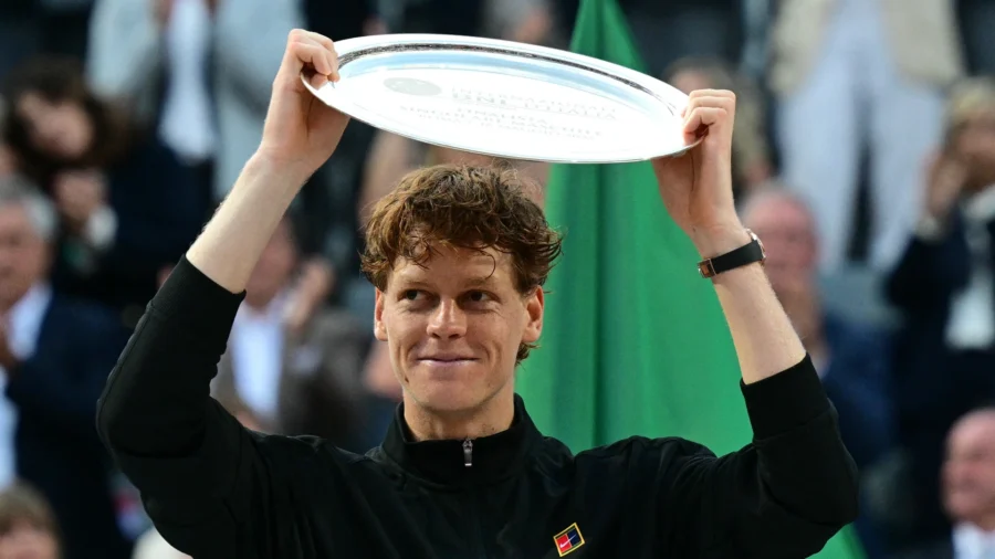 Jannik Sinner doesn’t lose his smile: his message blows the Rome audience away