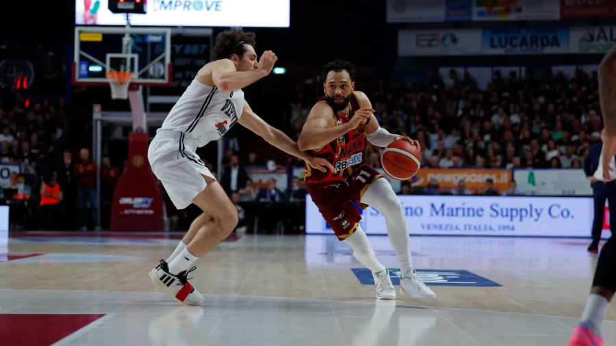 Playoffs: Venice beats Bologna again and extends series to game-5