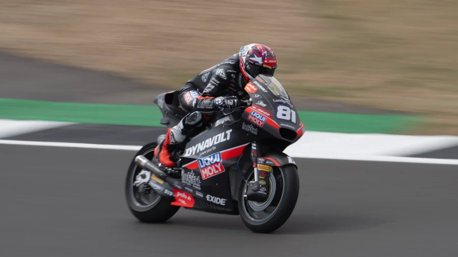 Moto2 Silverstone: first joy for Senna Agius, Celestino Vietti comes close to top 5