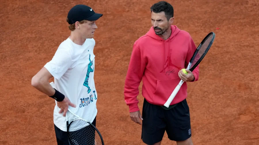 Roland Garros, Simone Vagnozzi warns Jannik Sinner