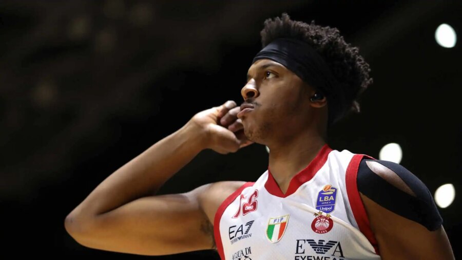 Zach LeDay is ready to duel with Toko Shengelia