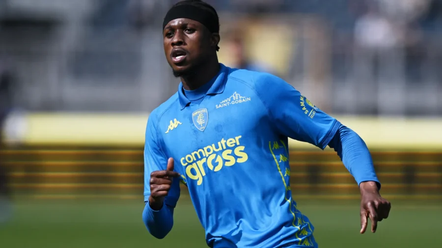 Knee checks operated on for Christian Kouamé