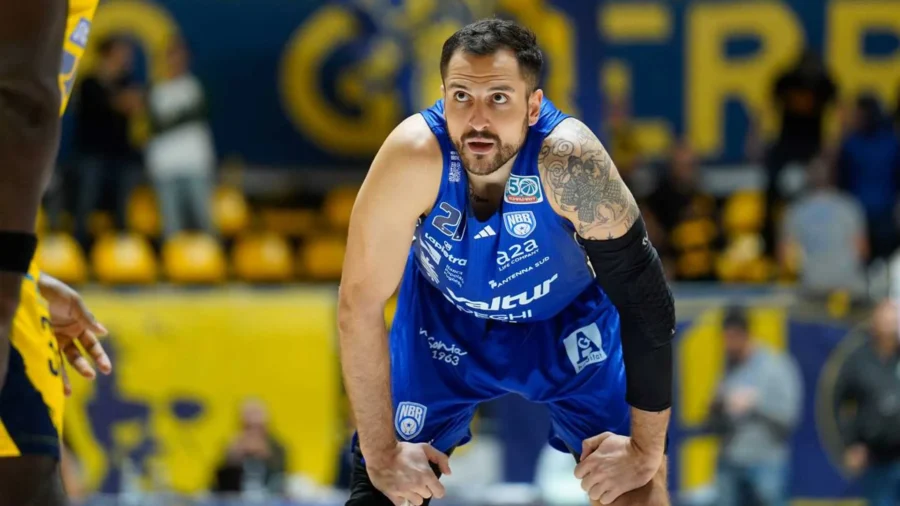 Valtur Brindisi and Niccolò De Vico part ways.