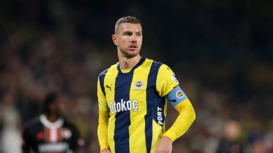 Edin Dzeko, possible return to Serie A: three clubs interested