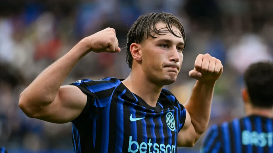 Inter market: everyone likes Pio Esposito but there&apos;s a plan to lock him up