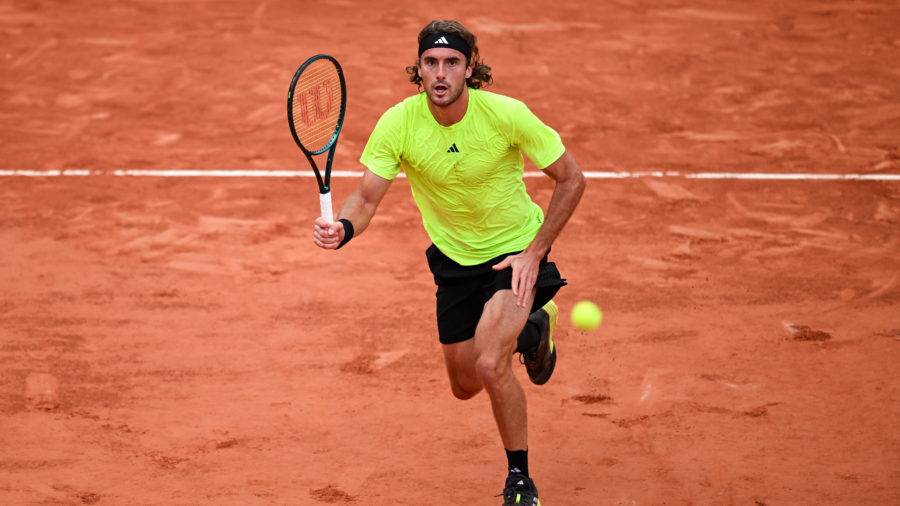 Tsitsipas picks his favorite tennis player: “Federer is my GOAT"