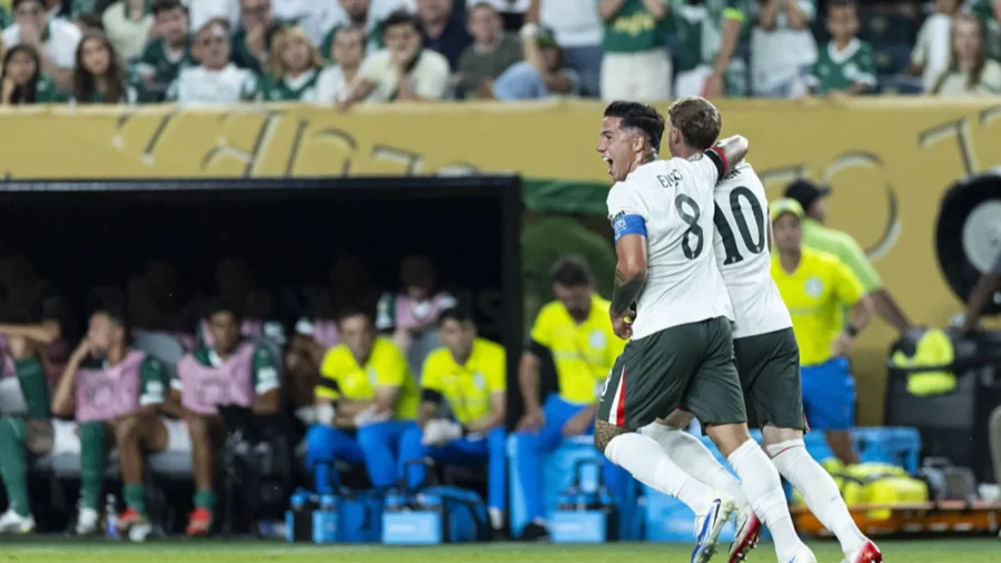 Chelsea in semifinals, Palmeiras doomed by an own goal at&apos;83&apos;